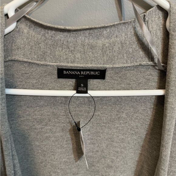 NWT Banana Republic Cardigan - Picture 2 of 5
